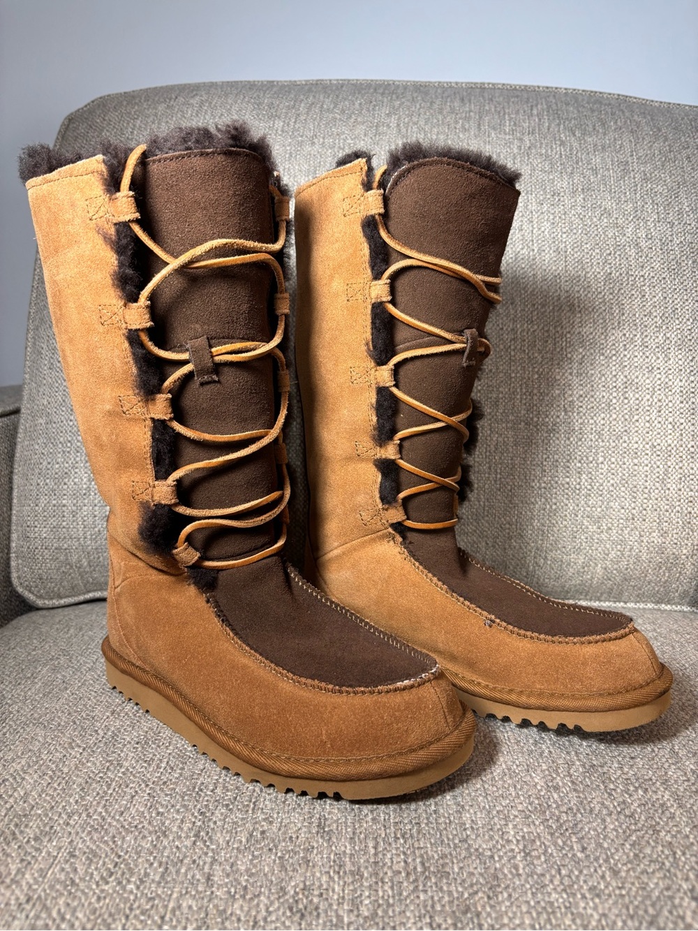 UGG Australia Whitley Uptown Tall Lace Up Shearling Moccasin Boots Brown Youth 4